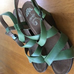 dansko sandals